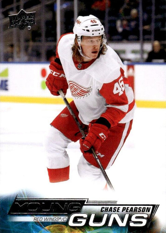 Chase Pearson
YG, RC, UER #244 Detroit Red Wings | 2022-23 Upper Deck | NHL Card