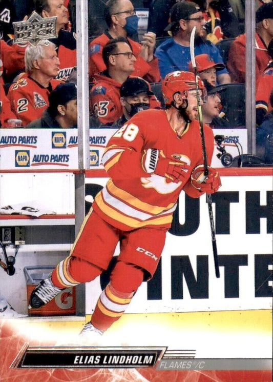 Elias Lindholm 
SP, VAR #279 Calgary Flames | 2022-23 Upper Deck | NHL Card