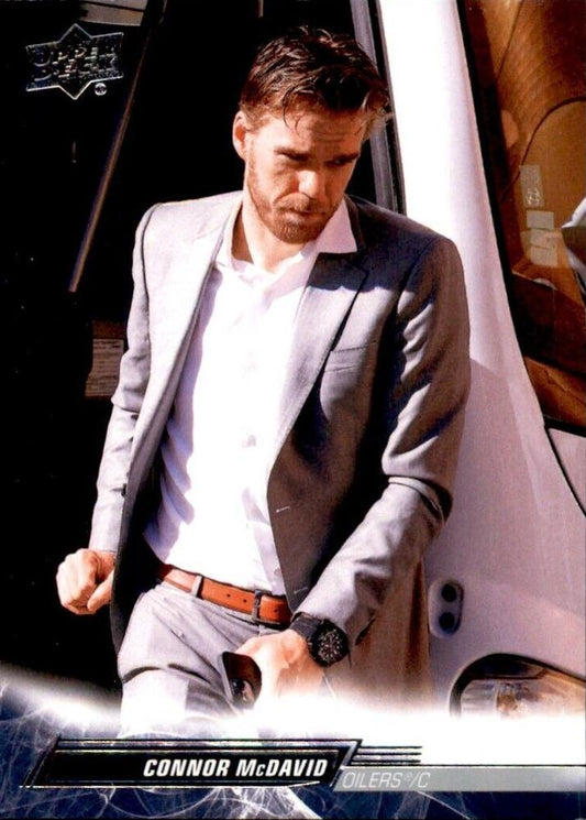 Connor McDavid 
SP, VAR #70 Edmonton Oilers | 2022-23 Upper Deck | NHL Card